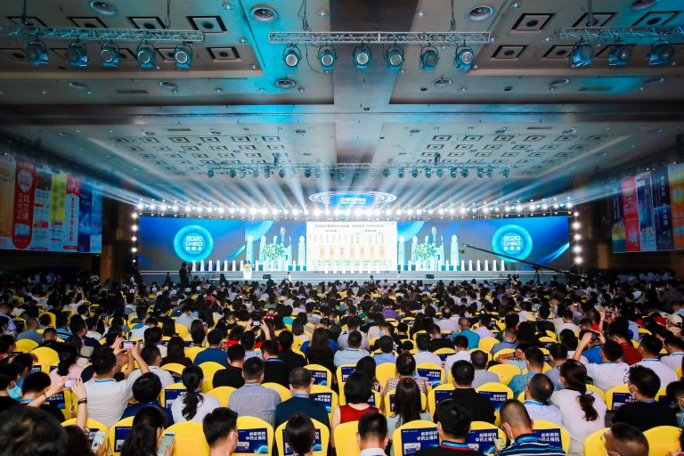 ��8ͷ�����(�й���½)-�ٷ���վ